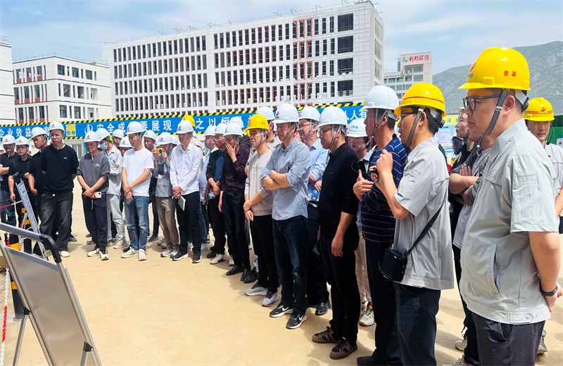 2025年4月17日，由莆田市涵江区住房和城乡建设局主办、yh86银河国际三建承办的钢筋安装工程质量防控现场交流会在联东U谷·涵江海峡智造产业谷一期成功召开。